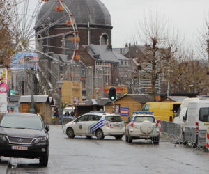 ZAMACH w BELGII: Zamachowcy rzucali GRANATAMI w PRZYSTANEK autobusowy