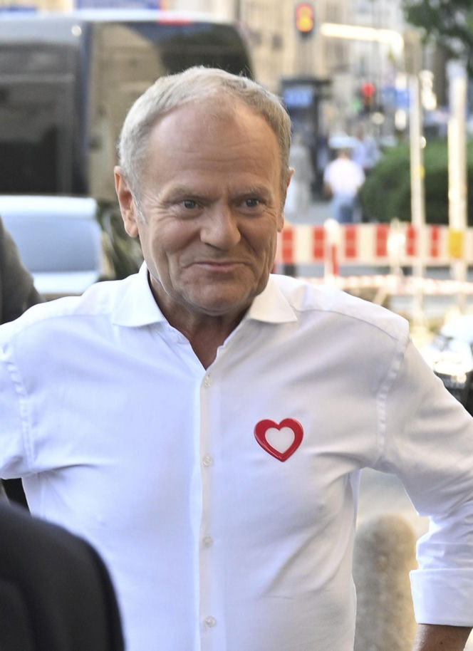 Tusk wezwał na dywanik KO