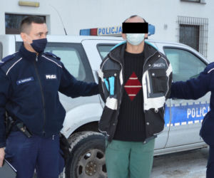 Bestialski atak syna na matkę. Rzucił się na nią z patelnią!