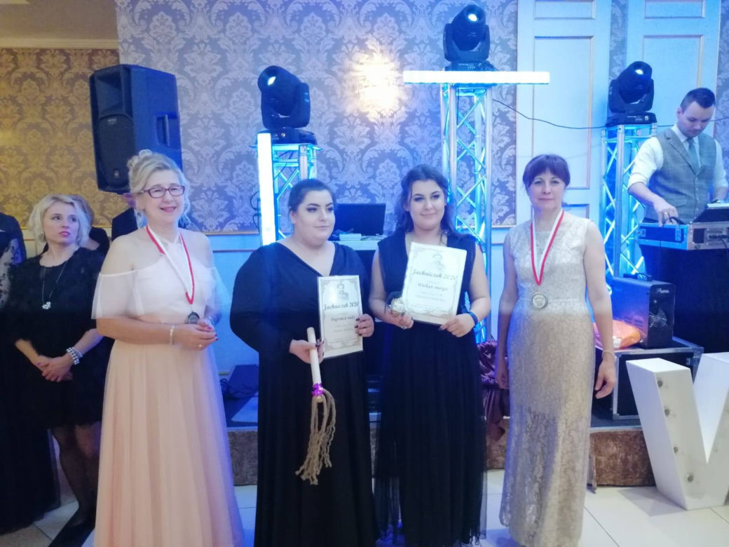 Studniówka 2020. V LO w Białymstoku w Dworku Tryumf 