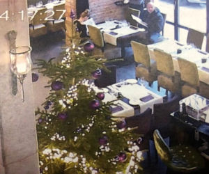 Policja poszukuje pary, która rozlała cuchnącą ciecz w restauracji w Szczecinie