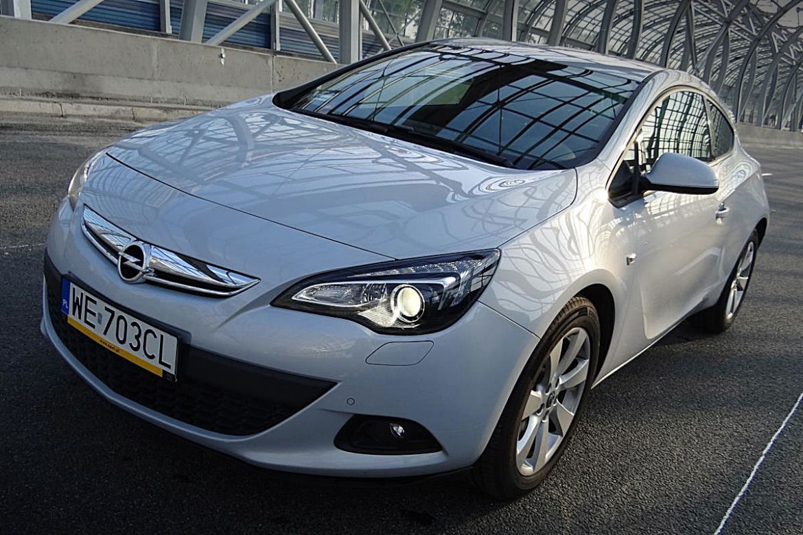 Opel Astra GTC