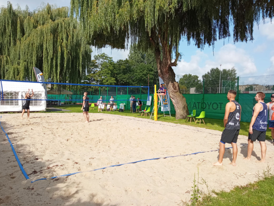 Kameralny turniej piłki plażowej na nowym obiekcie przy Ćwiczni
