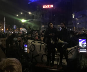 Strajk kobiet w Sosnowcu. Tłumy na ulicach! Wsparcie karetek, medyków i taksówkarzy