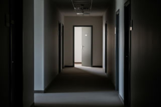 Dewastacja biura europosła Kohuta. Fala nienawiści sięga nawet do Katowic?