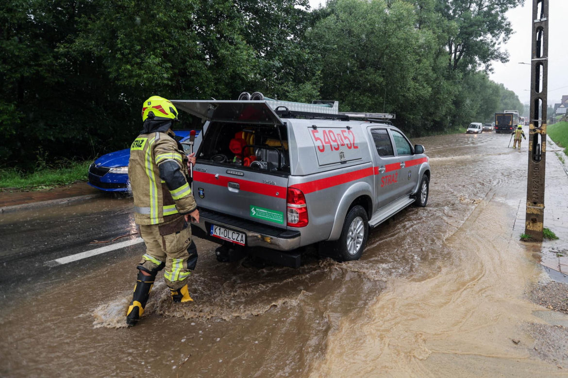 Zakopianka zalana! Ogromna ulewa nad Podhalem [ZDJĘCIA].