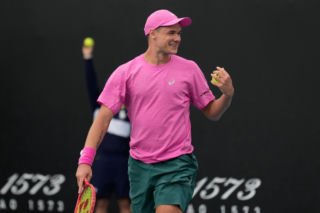 Australian Open: Polska 4:0 z resztą świata! Kamil Majchrzak zagra o życiowy sukces. Zostali Świątek i Hurkacz