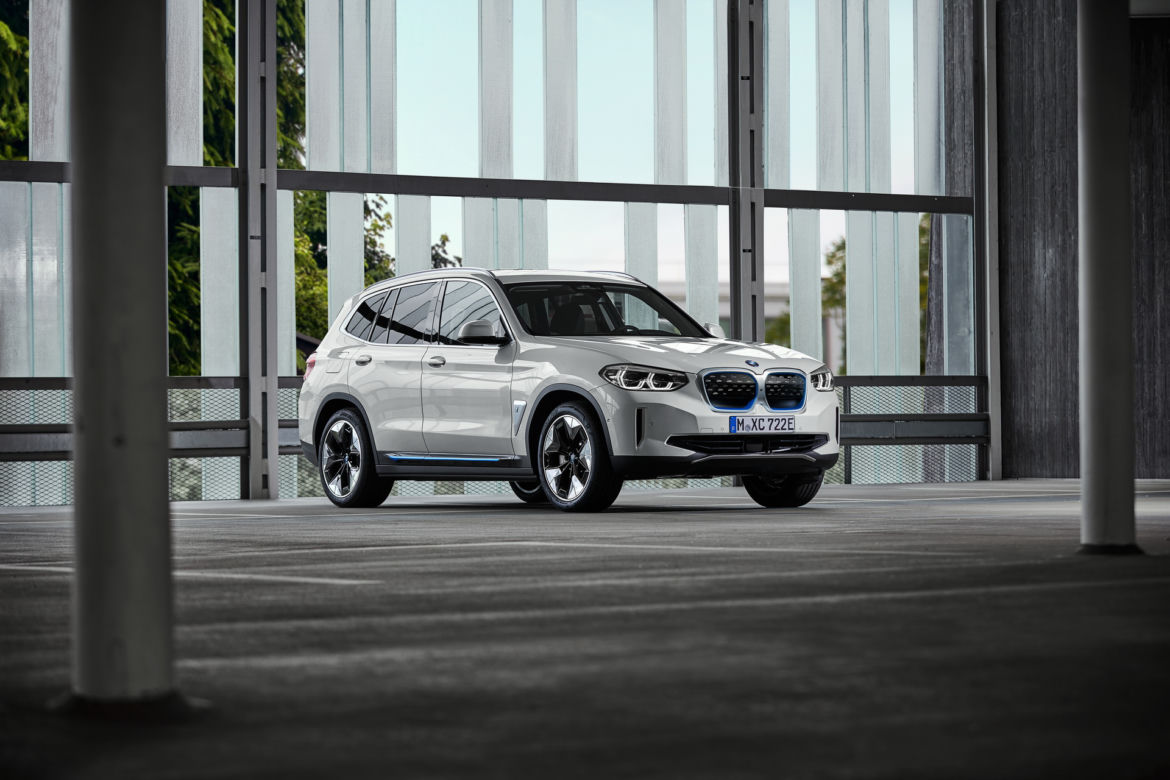 BMW iX3 (2021)