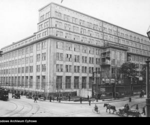 Tak Polacy marzyli o fortunie 100 lat temu. Pieniądze, banki i wielkie interesy II RP [ZDJĘCIA]