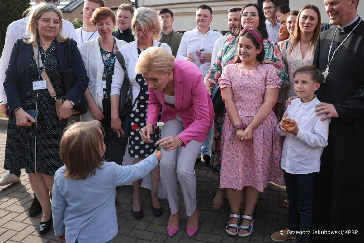 Pierwsza dama jak księżna Diana