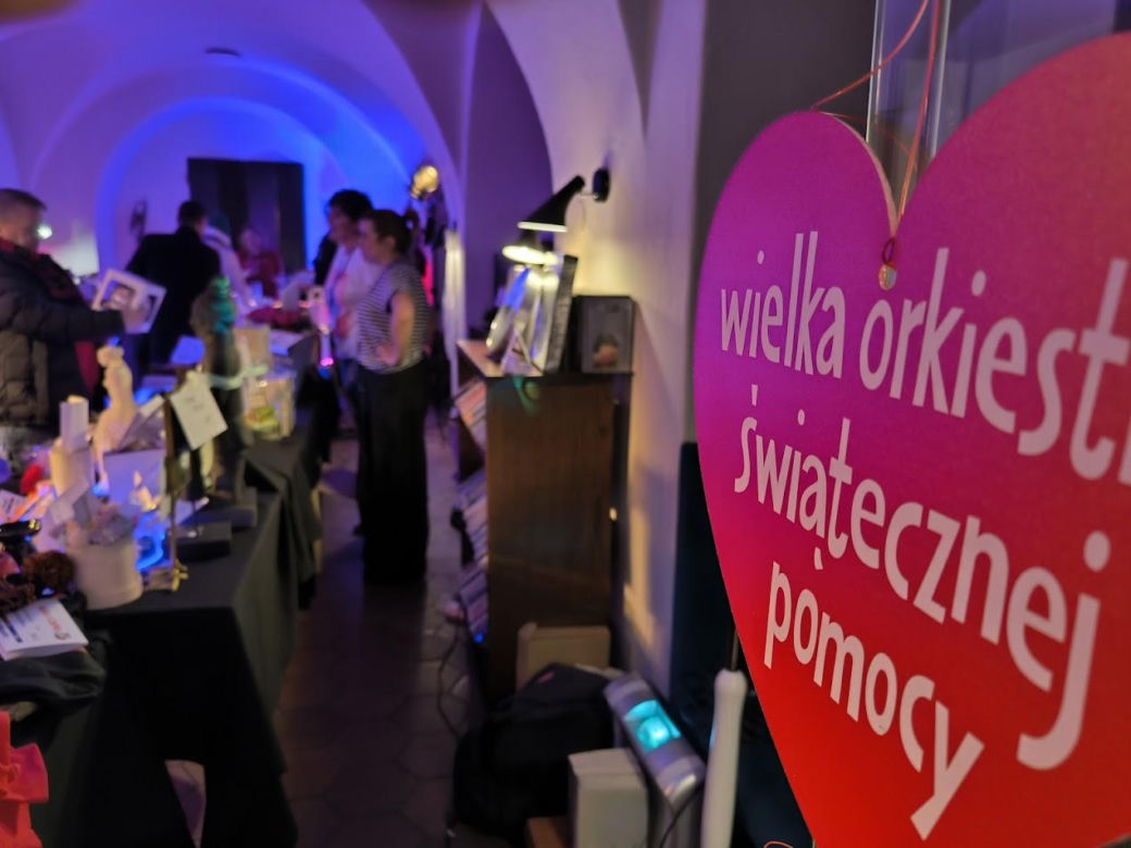 Finał Wielkiej Orkiestry Świątecznej Pomocy 2025 w Lesznie 