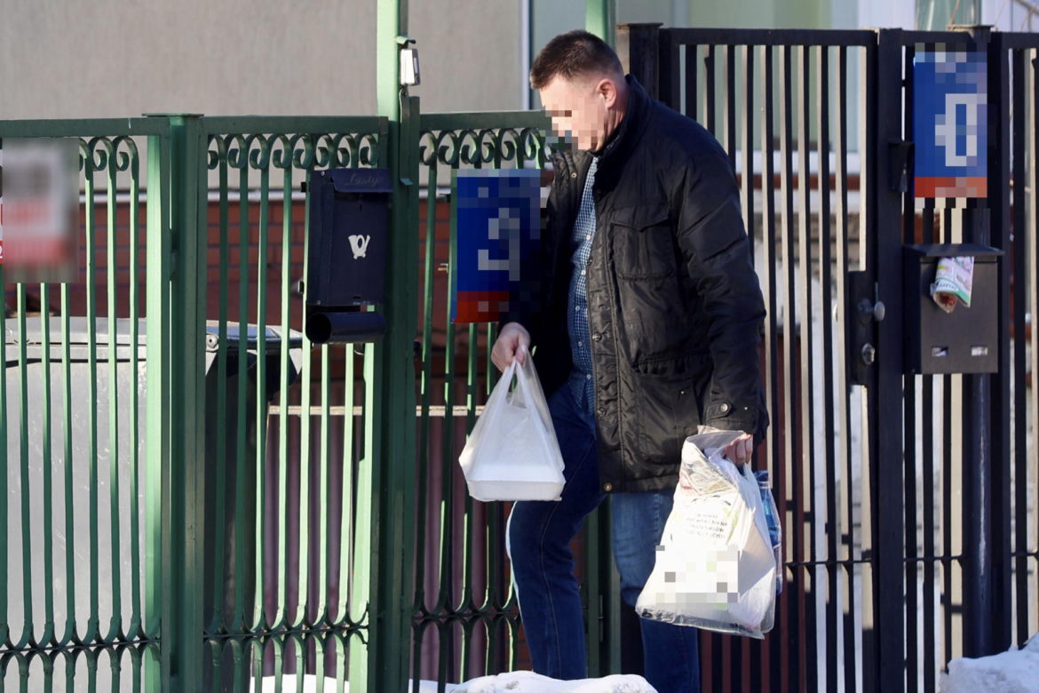 Kaczyńskiemu przywieziono obiad i zakupy