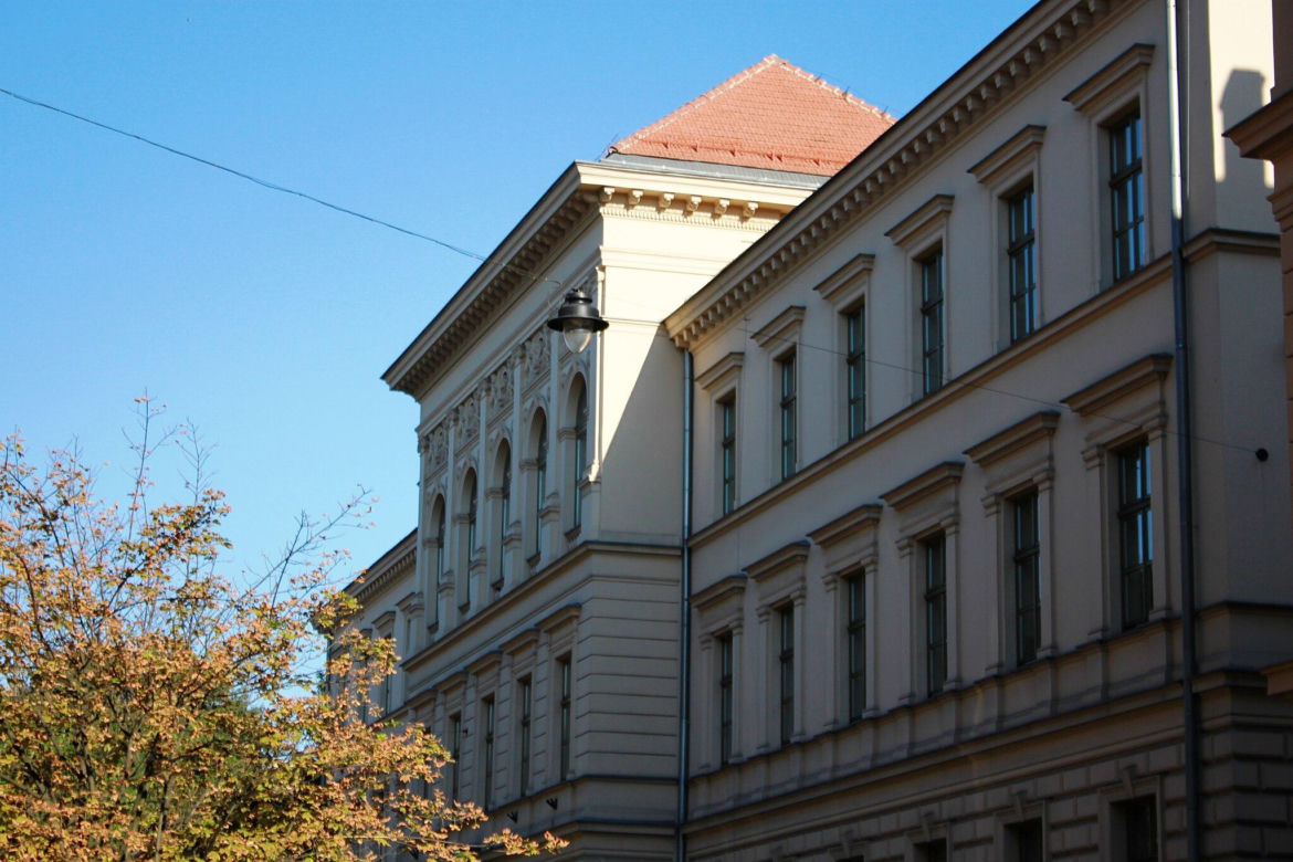 Liceum z Krakowa najlepsze w Polsce w najnowszym rankingu. Ukończyli je Adam Nawałka i Robert Makłowicz 