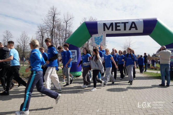 8. Niebieski Bieg Stowarzyszenia „Labirynt” w Łukowie - ZDJĘCIA cz. 1