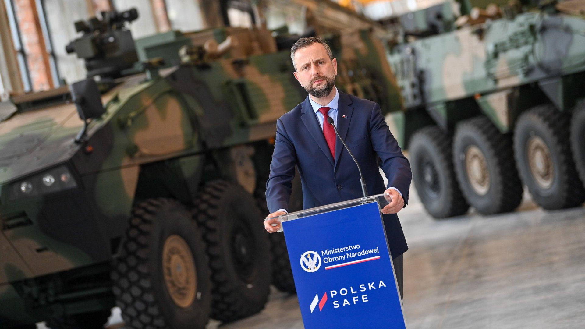 Kluczowe wozy wsparcia dla pancerniaków. Rosomak S.A. z kontraktami na blisko 900 mln zł w ramach SAFE