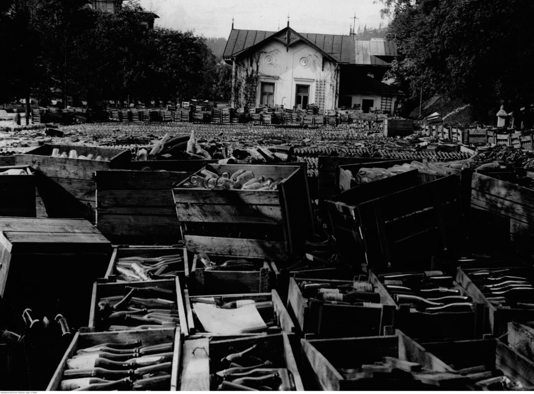 Słynne małopolskie uzdrowisko na przedwojennych zdjęciach. Tak kiedyś wyglądała Krynica-Zdrój 