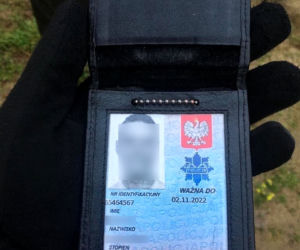 41-latek kilka lat wmawiał żonie, że jest policjantem. Wpadł, bo się pokłócili