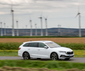  (2021) Skoda Octavia e-TEC