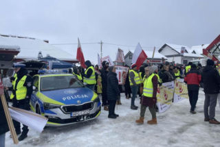 Mieszkańcy wyszli na ulice i zablokowali zakopiankę. Wszystko przez budowę drogi S7