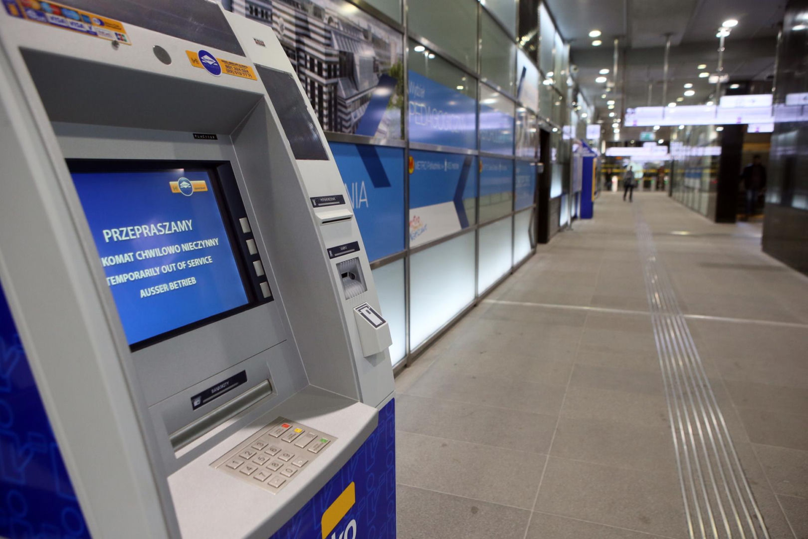 Problemy w bankach i bankomatach. Panika w Polsce po ataku Rosji na Ukrainę