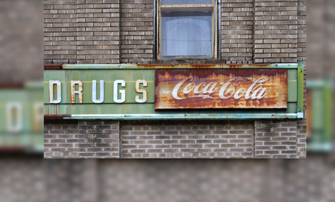 Coca-Cola zaczynała jako lek w aptece. Miała leczyć m.in. problemy z potencją
