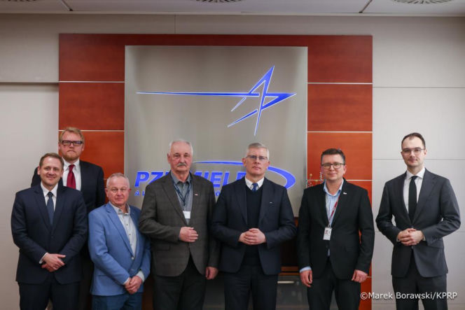 Wizyta szefa BBN w PZL Mielec. Powodem: "trudna sytuacja zakładu"