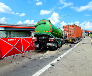 Potworny wypadek na trasie S8. Kabina cysterny zmiażdżona!
