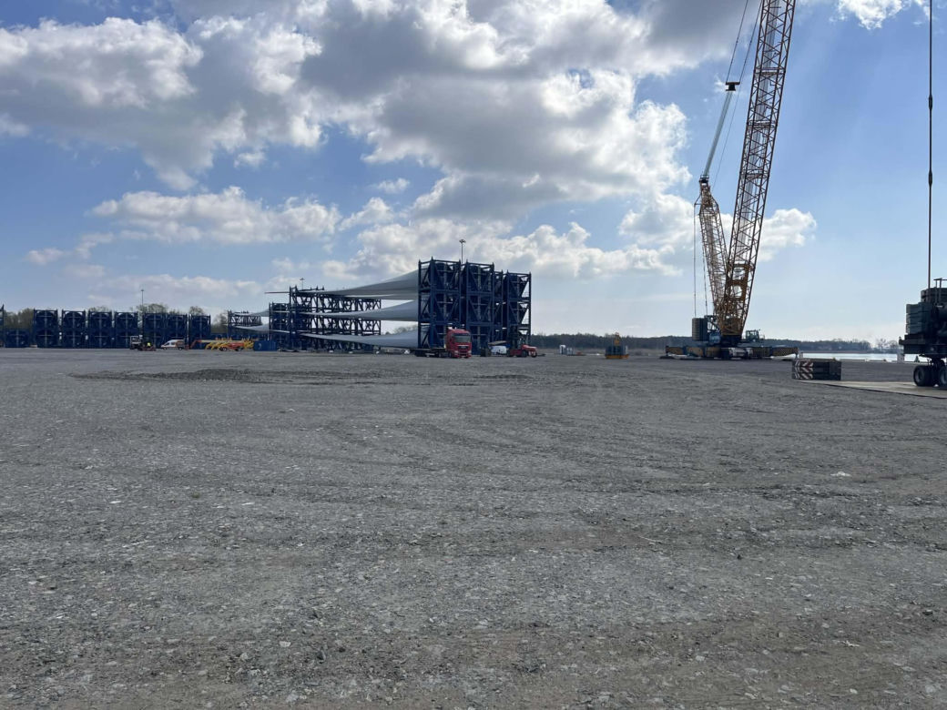 Terminal instalacyjny dla morskich farm wiatrowych w Świnoujściu