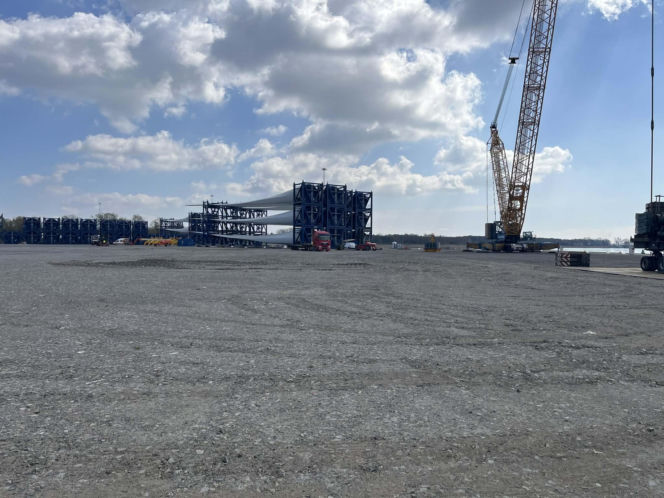 Terminal instalacyjny dla morskich farm wiatrowych w Świnoujściu