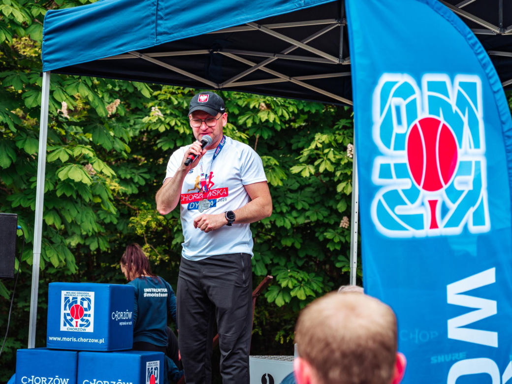 Sportowe emocje w Chorzowie. 150 biegaczy wystartowało w 6. edycji Chorzowskiej Dychy
