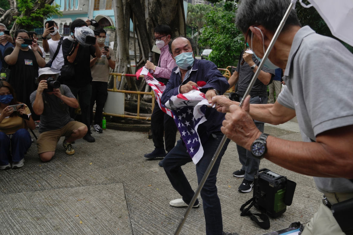  Chiny grożą USA! Rozpęta się nowa wojna? Wojska okrążyły Tajwan, słychać strzały