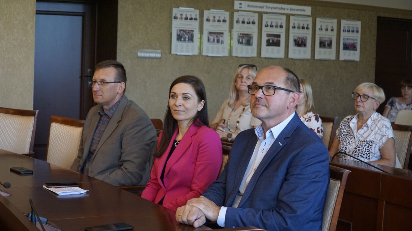 Akcja "Różowa skrzyneczka" w jaworznickich szkołach