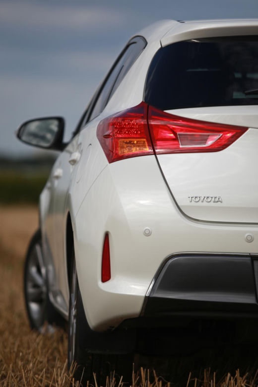 Toyota Auris Hybrid