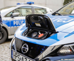 Kielecka policja odebrała 4 elektryczne radiowozy