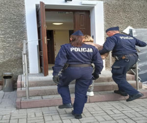 Kalisz. Wyrzuciła zupę przez okno, a potem wbiła mu nóż w serce. Wstrząsające szczegóły zbrodni