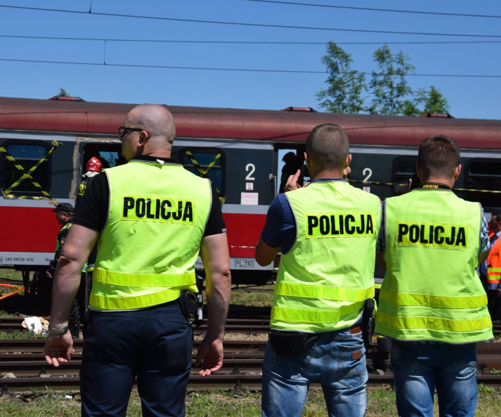 POLICJA