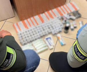 Handel lekami na miejskim targowisku. Białorusin zatrzymany