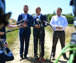Donald Tusk na miejscu wybuchy na Lubelszczyźnie