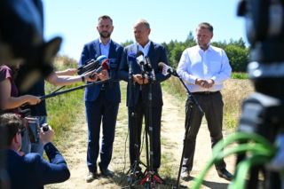 Donald Tusk na miejscu wybuchy na Lubelszczyźnie