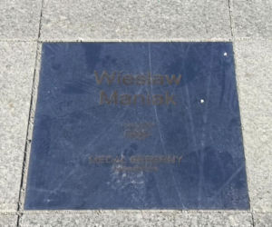 Przed halą Enea Arena powstaje Aleja Szczecińskich Olimpijczyków