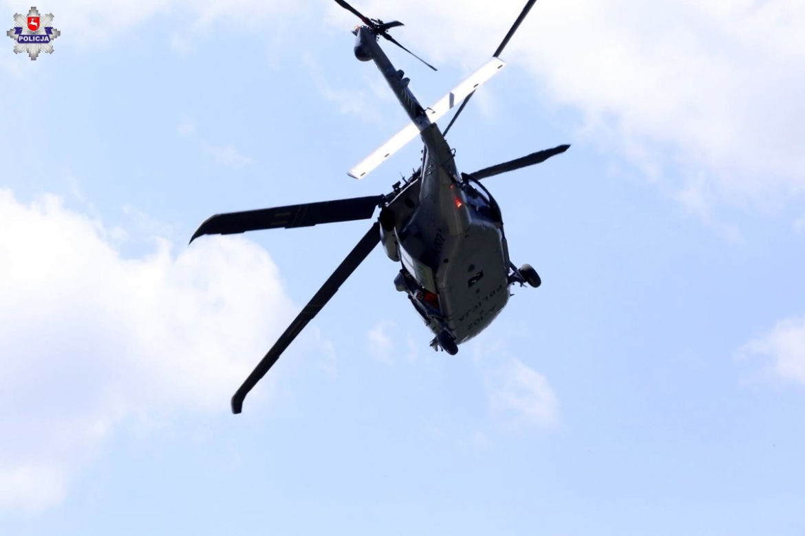 Potężny Black Hawk krąży nad Lublinem. Policyjny śmigłowiec w akcji