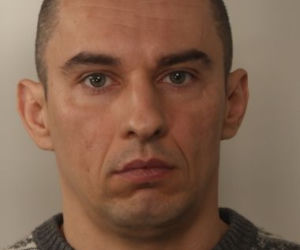 Trzej kibole są poszukiwani przez policję