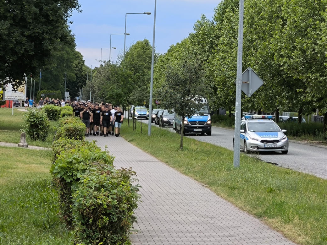 Kibice Kolejorza na meczu z Polonią Leszno