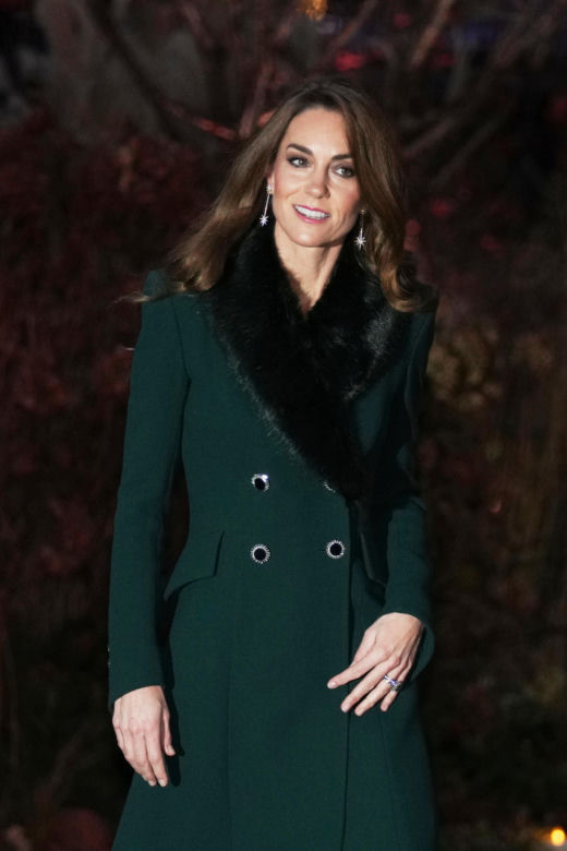 Kate i William z dziećmi na świątecznym koncercie