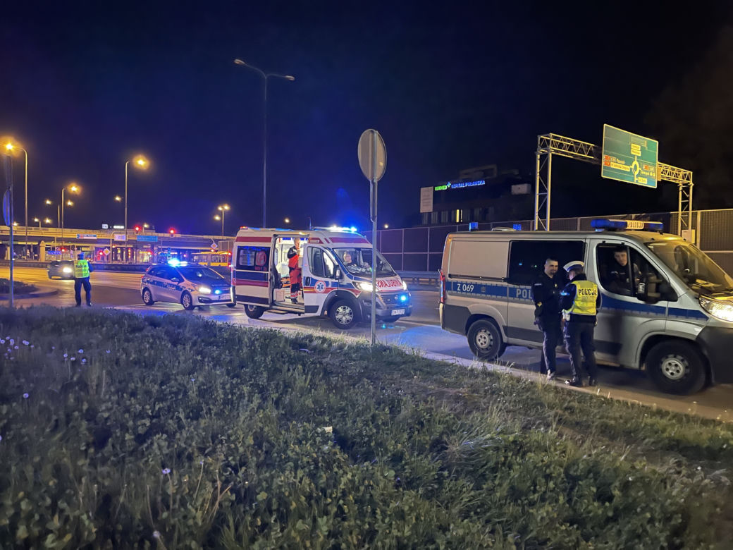 Pędził autobusem po ścieżce rowerowej. Pasażerka przeżyła chwile grozy!