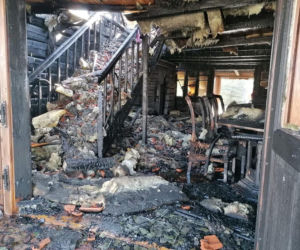 Drewniany dworek w Leżachowie spłonął doszczętnie (GALERIA)