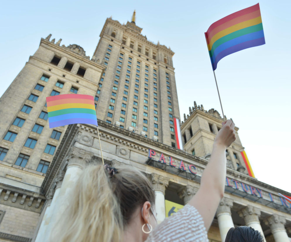 Cała Warszawa zaświeci się na TĘCZOWO