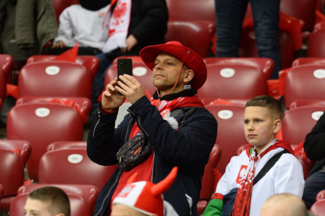 Tak się bawią kibice na meczu Polska - Albania. Gorąca atmosfera na PGE Narodowym