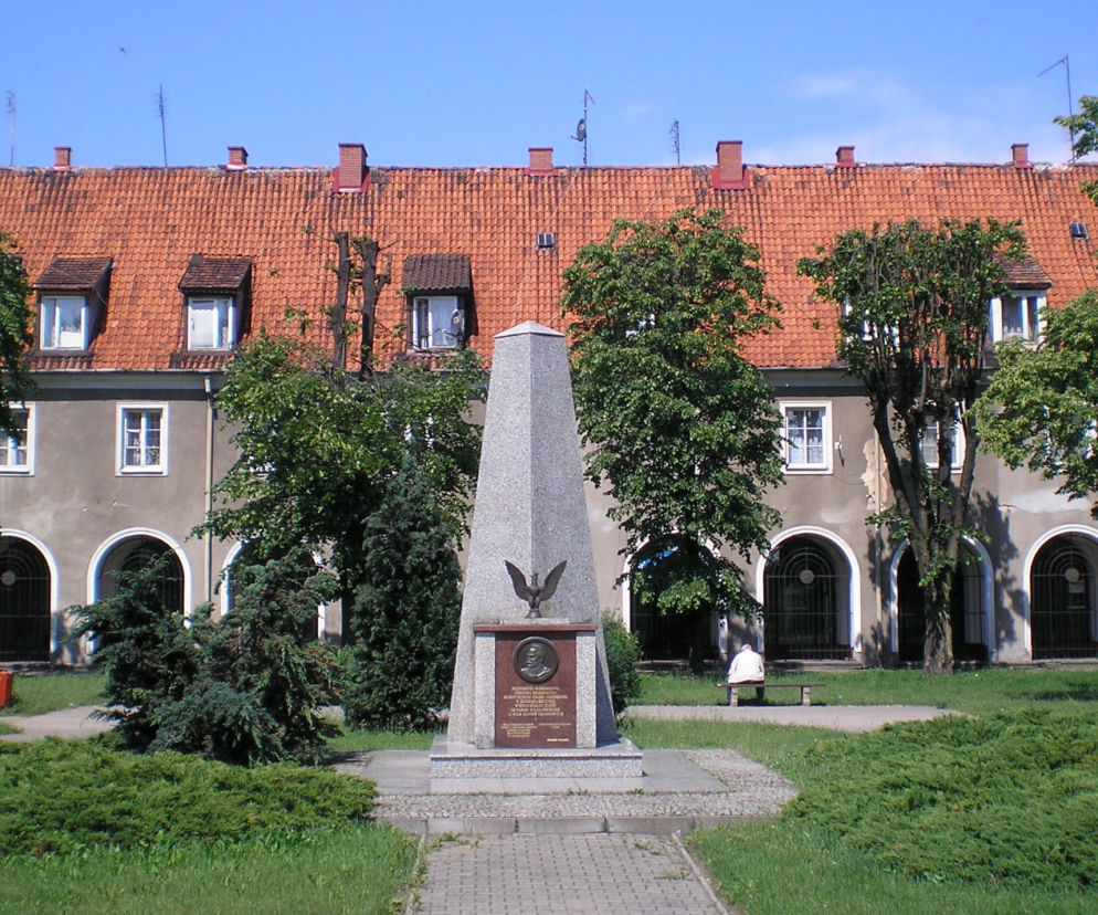 Ciechanów. WIELKA AFERA na spotkaniu poetyckim! Je*** kur** [WIDEO]