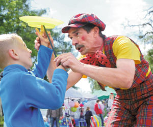 Cyrkowcy zabawili w Julinku